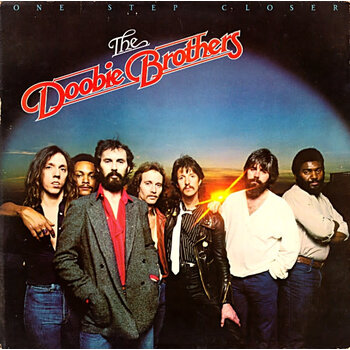 (VINTAGE) The Doobie Brothers – One Step Closer LP [MINT](1980,US), Embossed Cover
