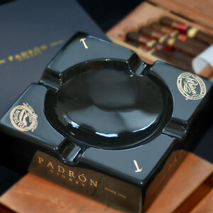 Padron Padron Black Ceramic Ashtray