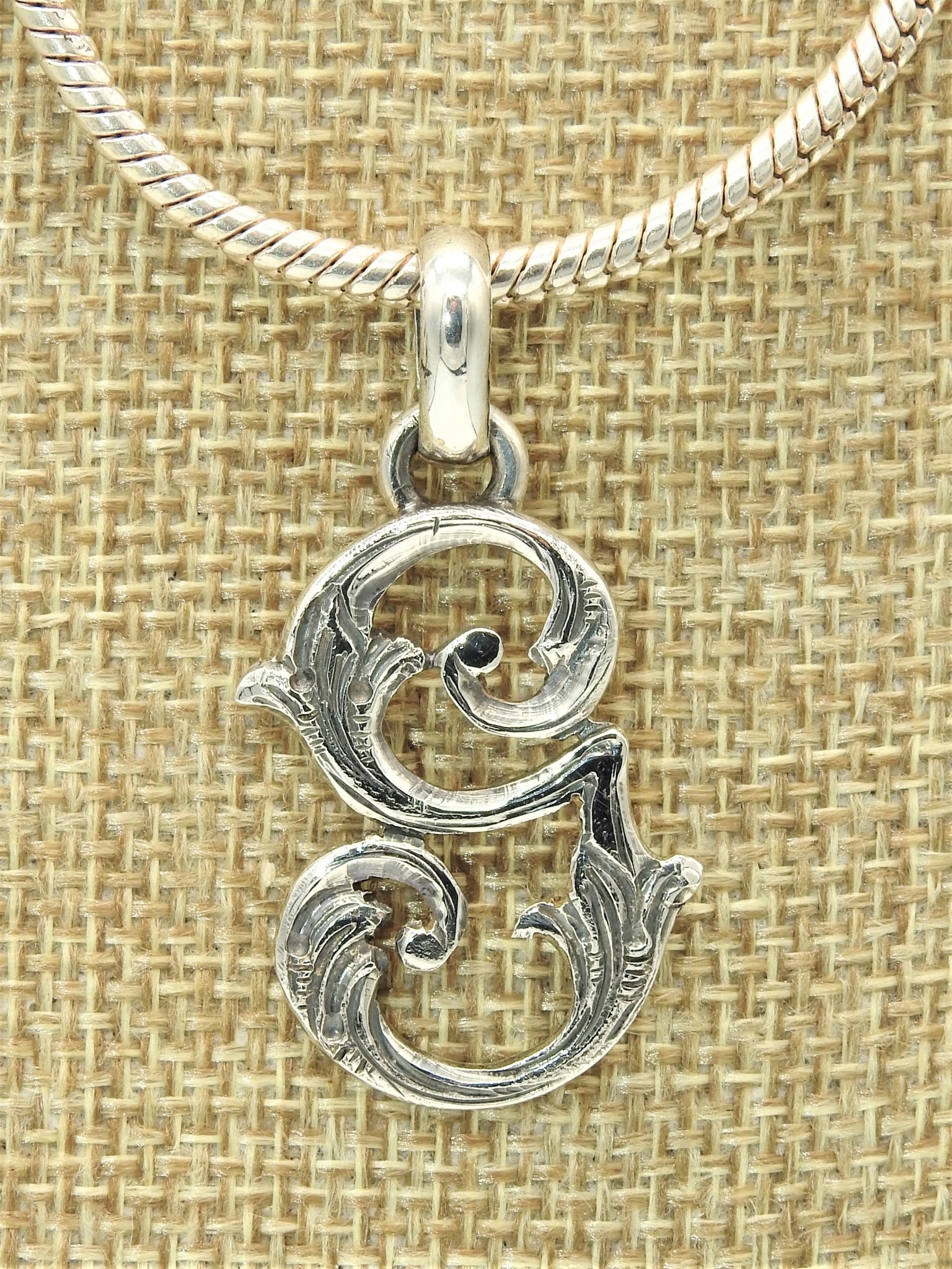 Mariano Draghi Sterling Silver Initial G Small Pendant (lg bail)