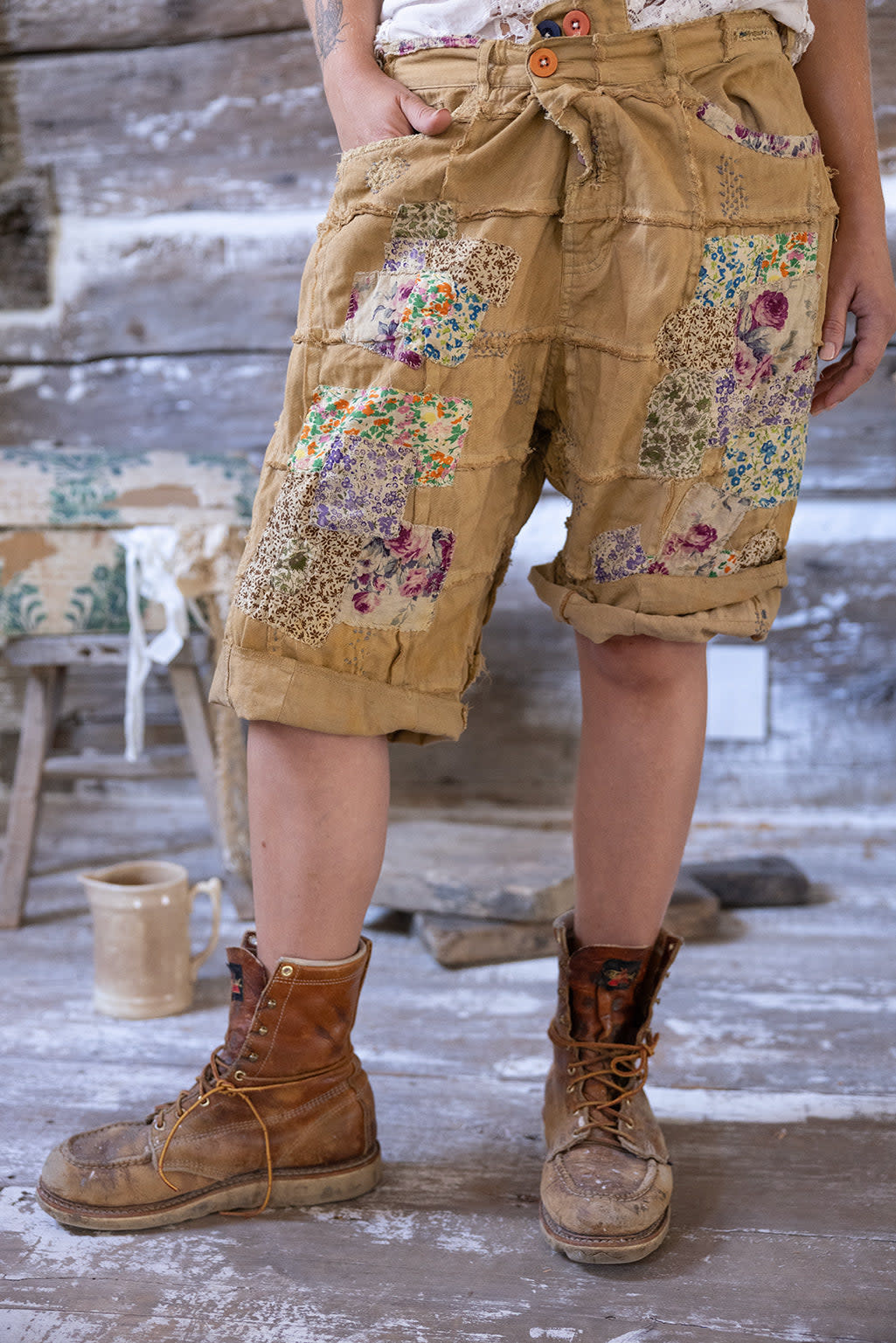 Magnolia Pearl Shorts 042 Patchwork Miner, Manger
