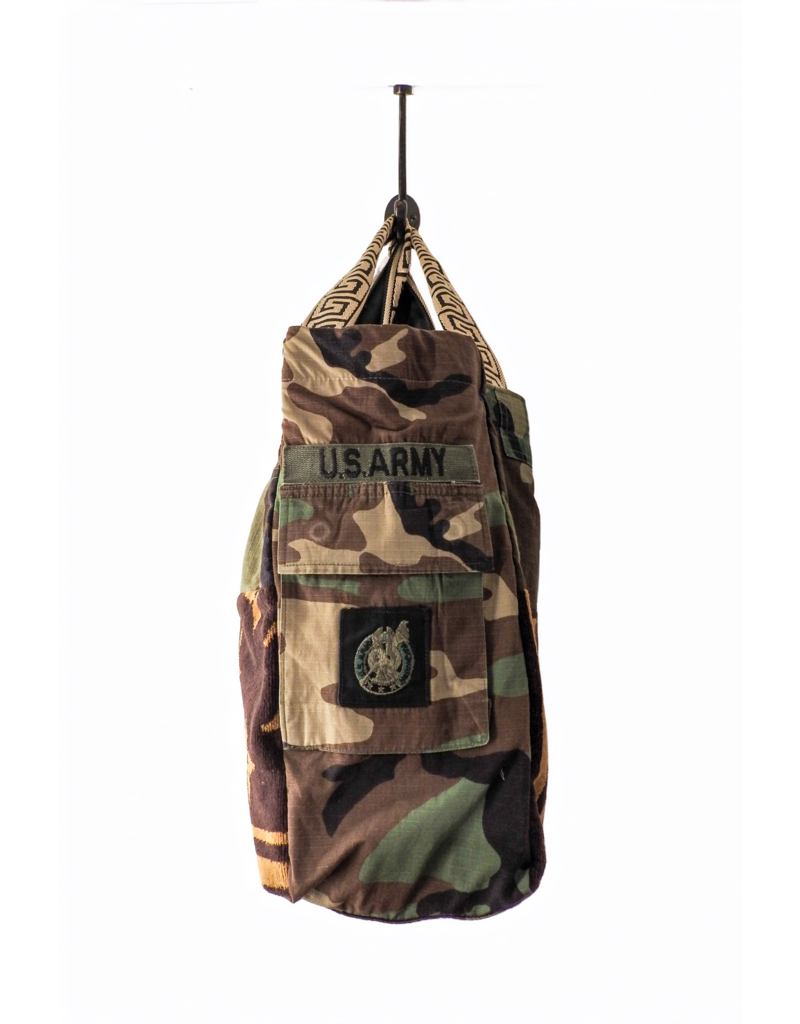 Elevazione L Louis Vuitton Patch Camo Tote