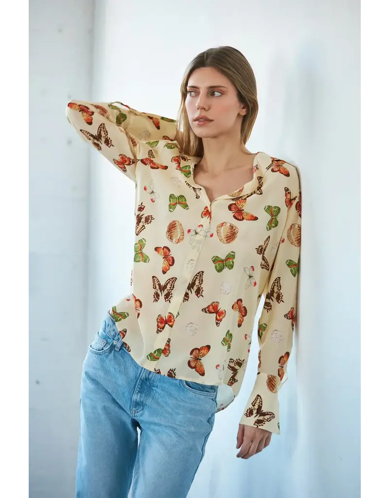Catherinegee Daria French Cuff Silk Blouse