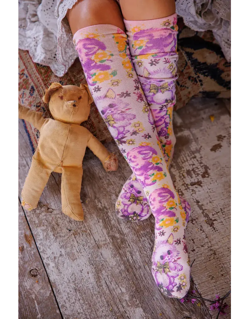 Magnolia Pearl Socks 142 Floral Teddy OTK, Snowball
