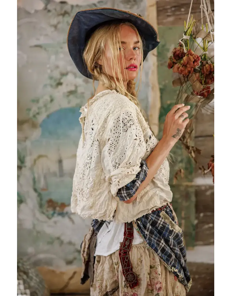 Magnolia Pearl Top 2260 Eyelet Adelise Blouse, Antique Wht OS koc
