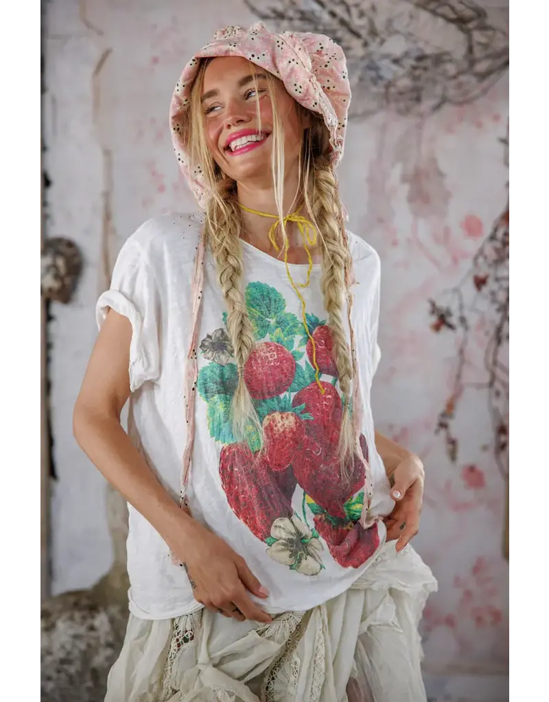 Magnolia Pearl Top 2361 Strawberry Blooms, True OS koc