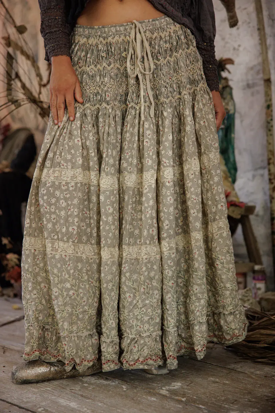 Magnolia Pearl Skirt 242 Floral Chrystal, Gypsophila