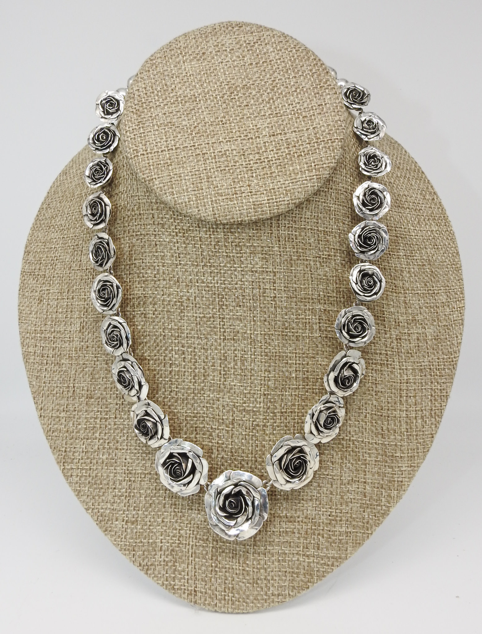Ray Van Cleve RVC-N53  16" Sterling Silver Roses Necklace
