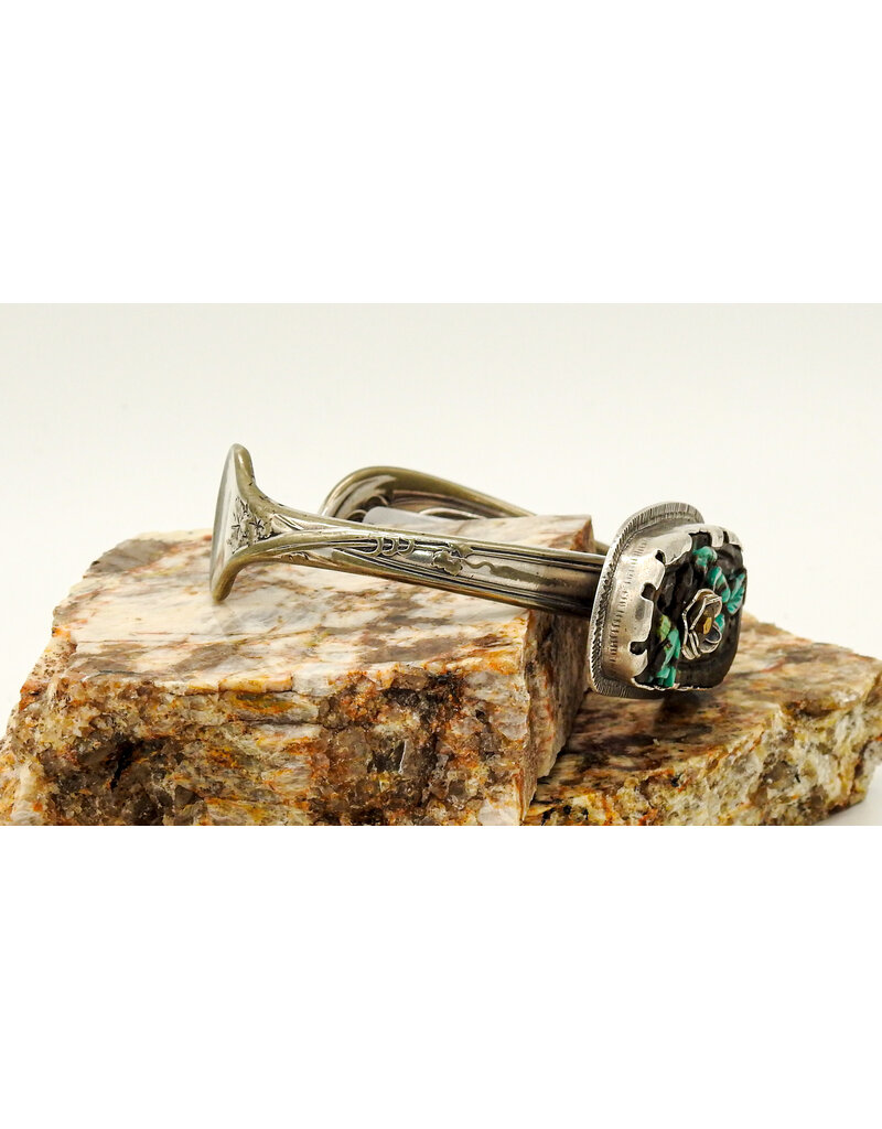 Denise Lee Robertson DLR9 Carved Turquoise w/ SP Spoon Bracelet