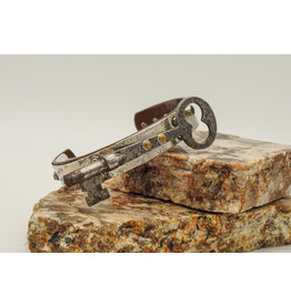 Denise Lee Robertson DLR14 Skeleton Key Bracelet w/ Garnet