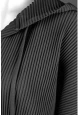 Wild Cosmos Vivian Hooded Double Knit Plisse' Pull Over Blk OS