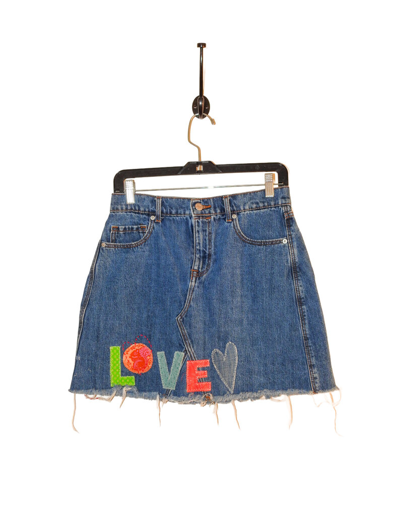 Sue Dreamer SD-148 Handsewn Denim Skirt, Peace XS