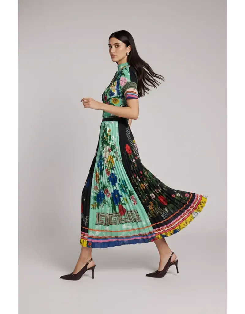 Wild Cosmos Roma Fiori 3D Honeycomb Top LS Multi O/S