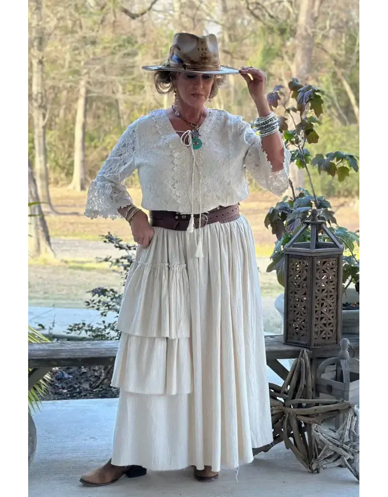 Jaded Gypsy Romantic Views Top