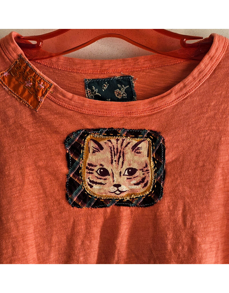 Sue Dreamer SD-171 Handsewn Coral Cat T-shirt S/M