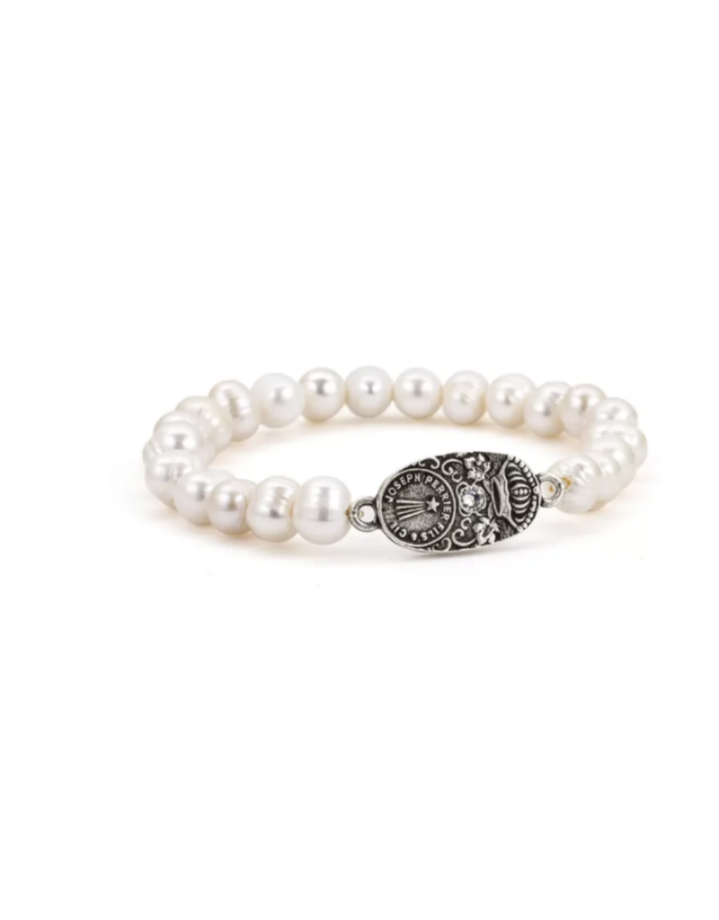 French Kande Cassandra Bracelet Single Strand Wht. Freshwater Pearls w/Silver Crystal Swarovski Cuvee Pendant