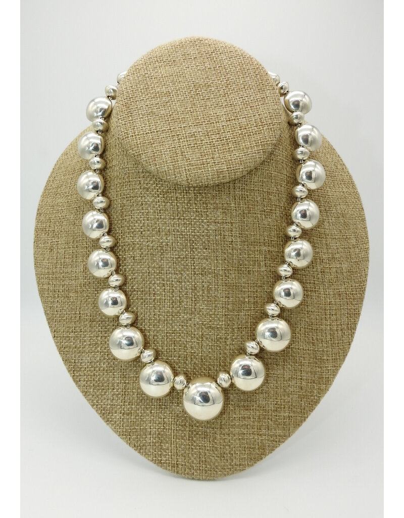 Ray Van Cleve RVC-N63  18" Moonbeam Necklace