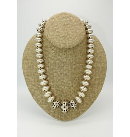 Ray Van Cleve RVC-N64 20" Lace Bead Necklace