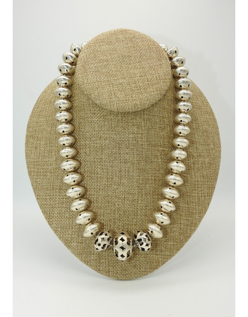 Ray Van Cleve RVC-N64 20" Lace Bead Necklace