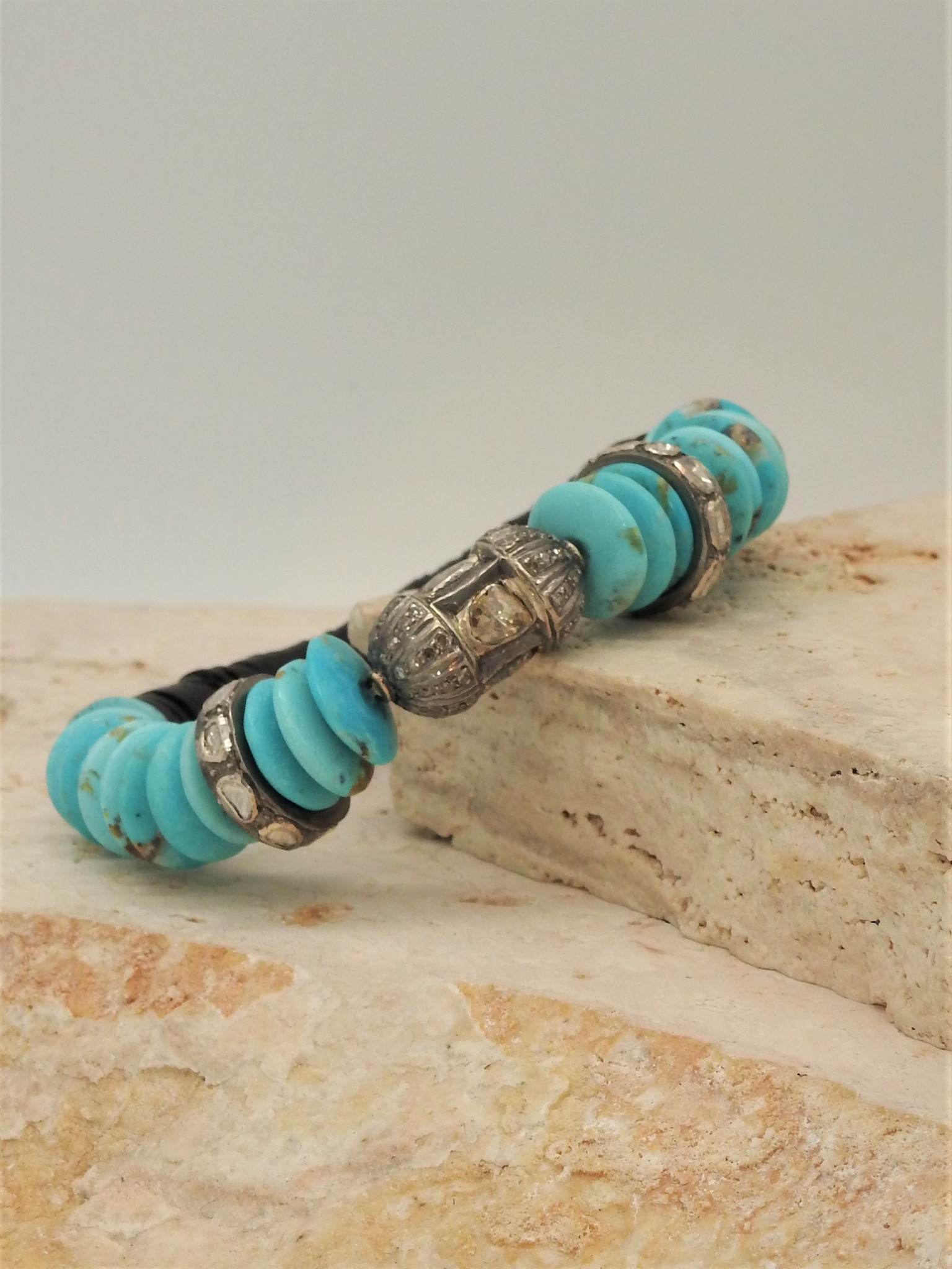 Gildas Gewels B1216C Turq./Diam Bead