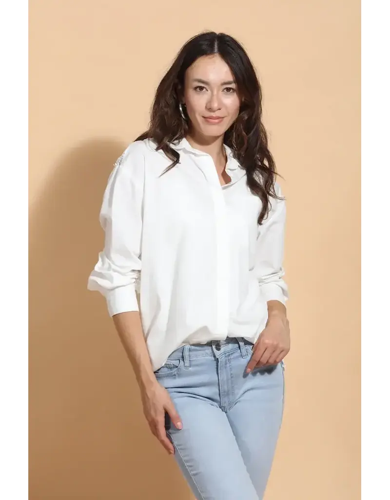 Jessie Liu Cotton Shirt w 3D applique Lace