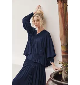 Wild Cosmos Miriam Love Collage top Navy