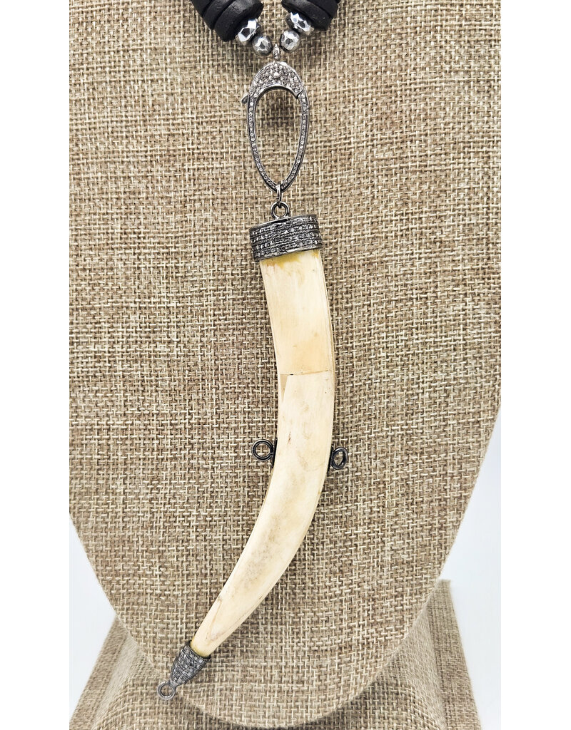 Gildas Gewels GG-N103 Horn on Turqoisue and Black Ebony Necklace