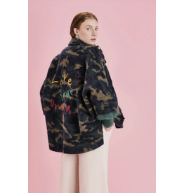 "Live Your Dream" Cape