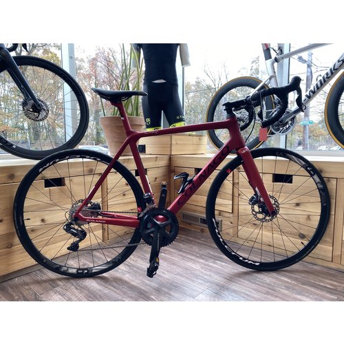 Colnago CLOSEOUT: 2019 Colnago V2R Disc - Ultegra DI2 - VJRD Satin Pearl Red - 52cm Colnago CLOSEOUT: 2019 Colnago V2R Disc - Ultegra DI2 - VJRD Satin Pearl Red - 52cm