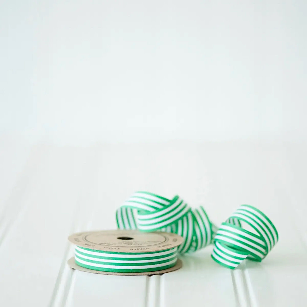 Wrappily Eco Gift Wrap - Curling Ribbon - Green/White