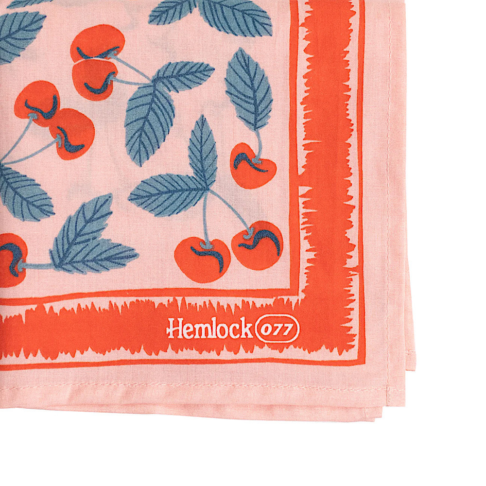 Handker (Hemlock) - Bandana - No. 077 Cherry