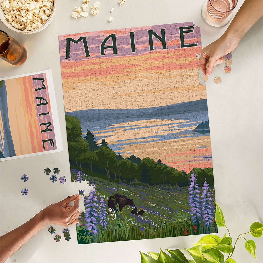 Lantern Press - 1000 Piece Puzzle - Maine Lake & Bear Family