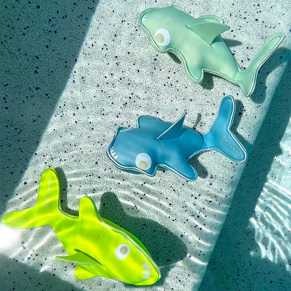 Sunnylife Dive Buddies Salty the Shark - Set of 3 - Aqua/Neon Yellow/Sage
