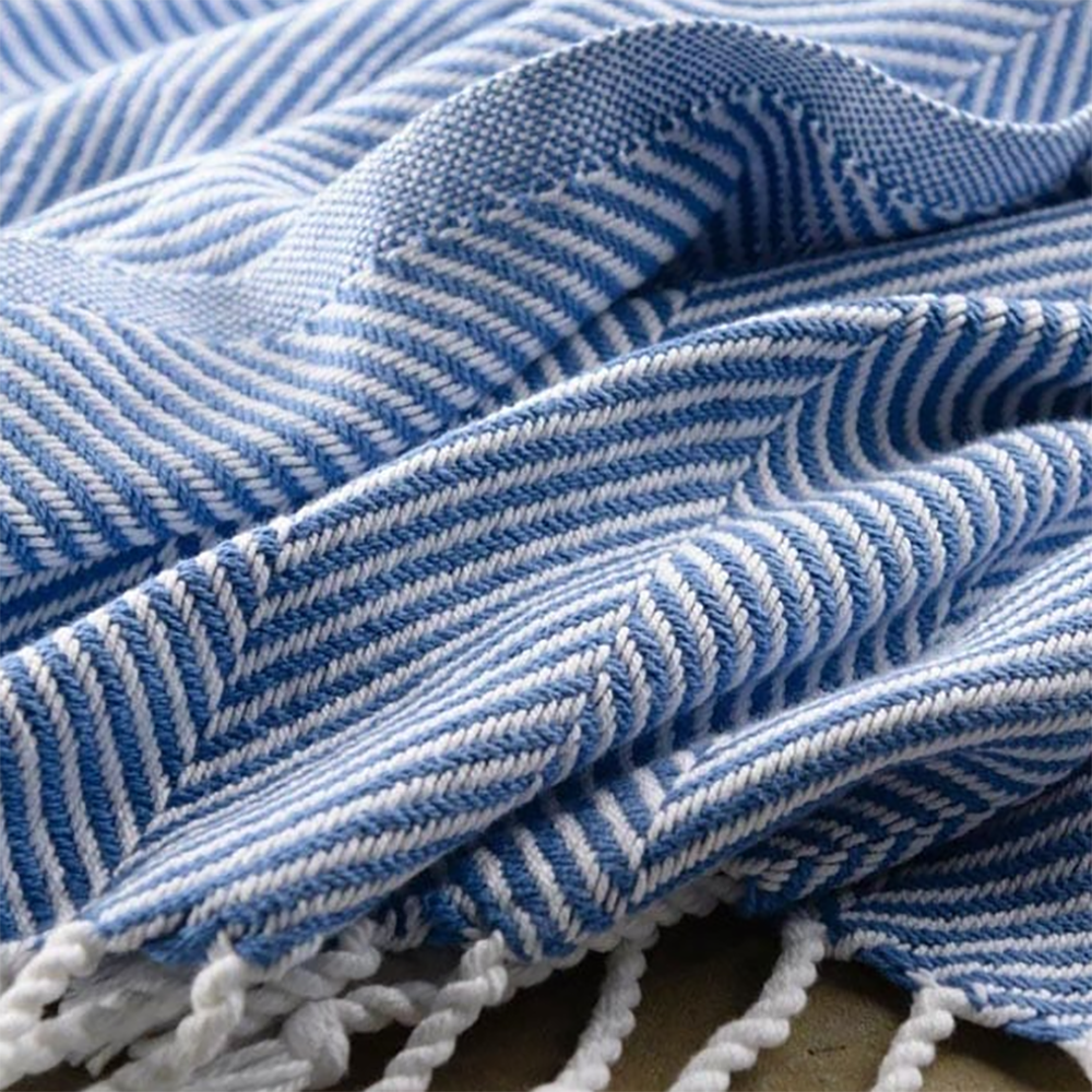 Faribault (Brahms Mount) - Monhegan Cotton Throw  - White & Navy