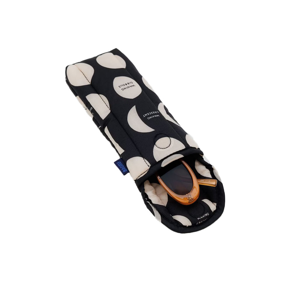 Baggu Puffy Glasses Sleeve - Moon