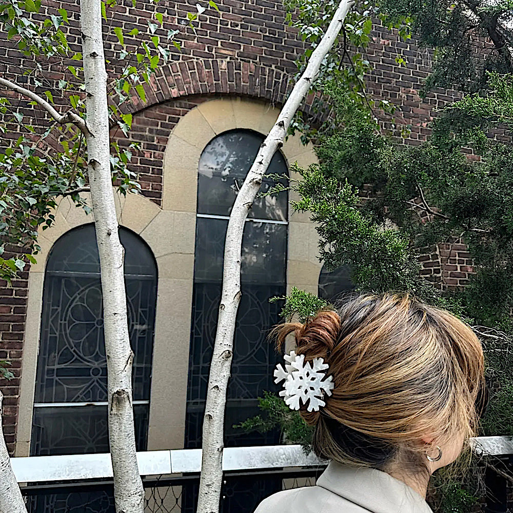 Claw Hair Clip - Snowflake