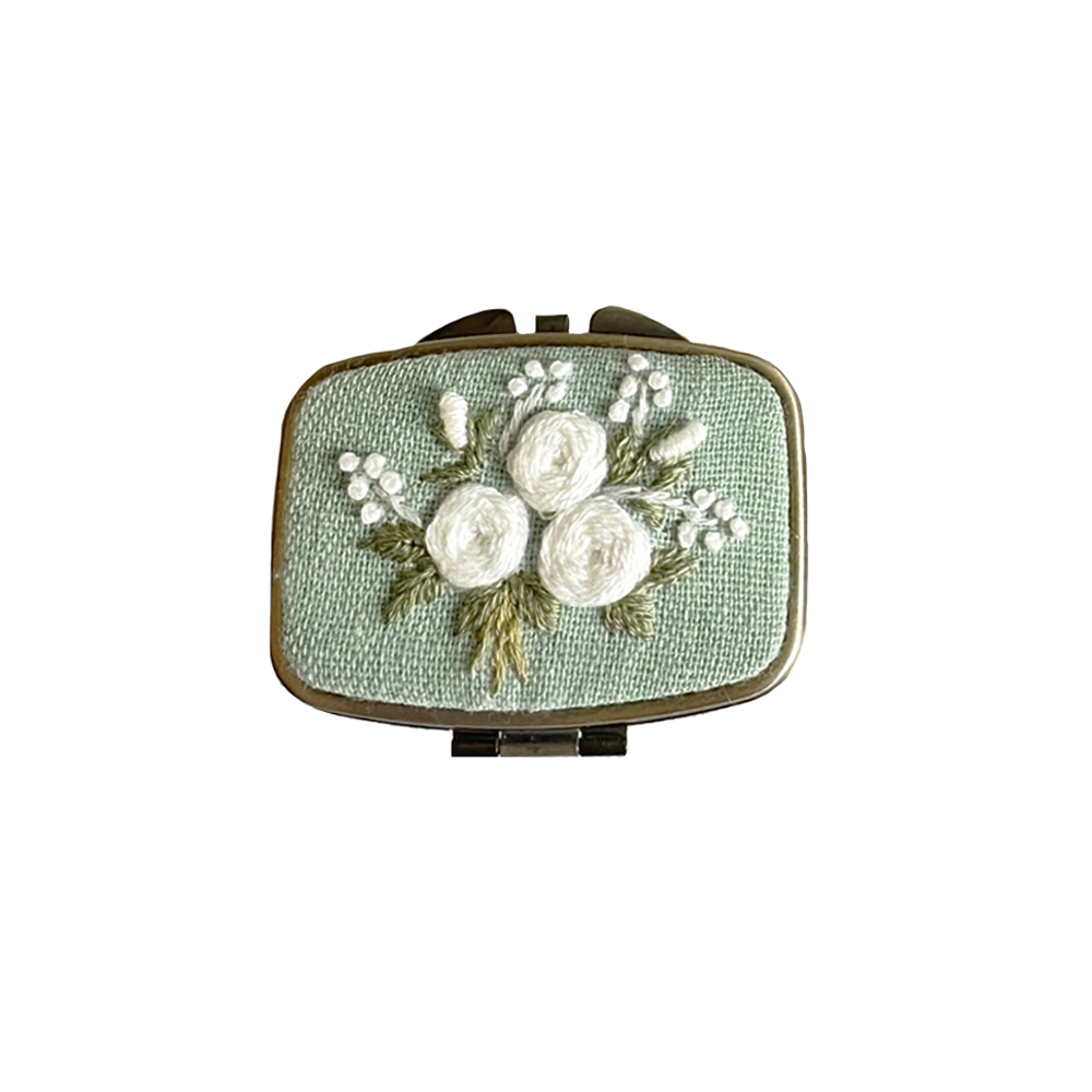 Quince Fables Embroidered Mini Jewelry Box - White Roses