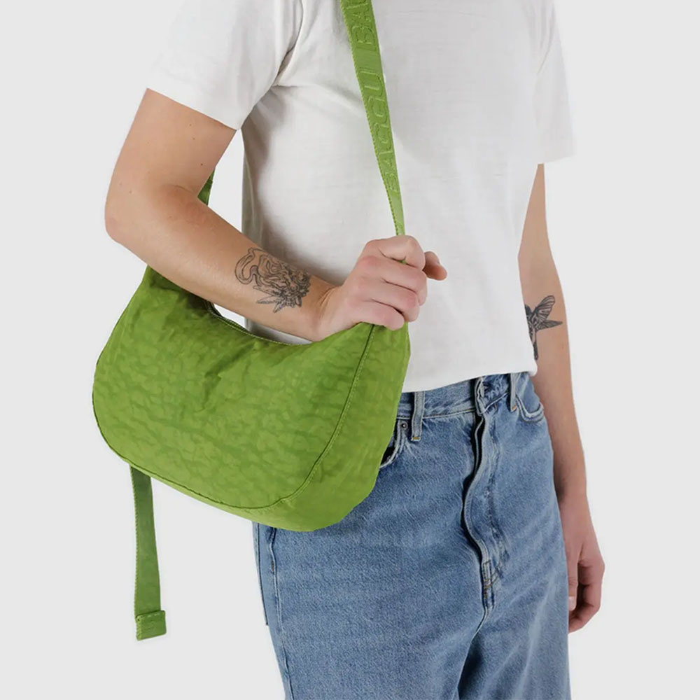 Baggu Medium Nylon Crescent Bag - Green Juice