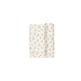 Quincy Mae Quincy Mae Bamboo Swaddle Blanket - Strawberries
