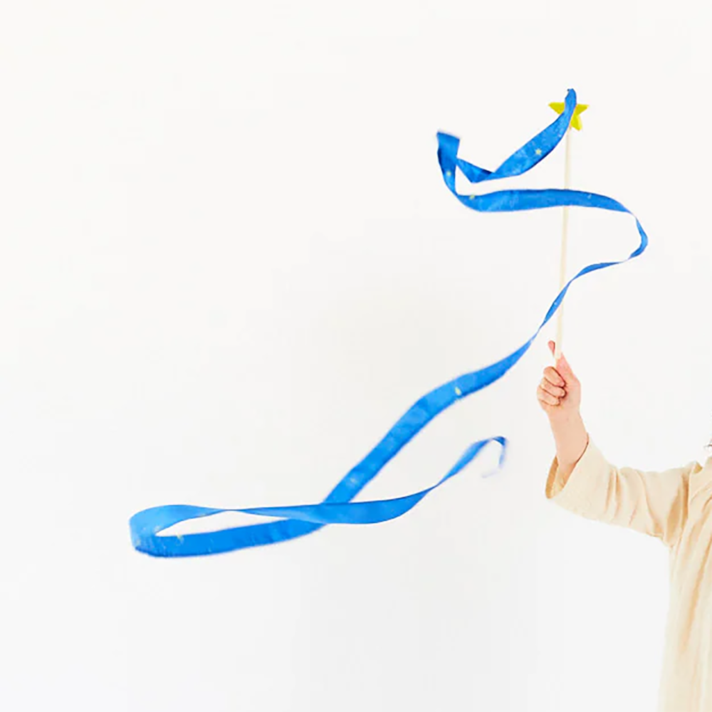 Sarah's Silks Streamer Wand - Star