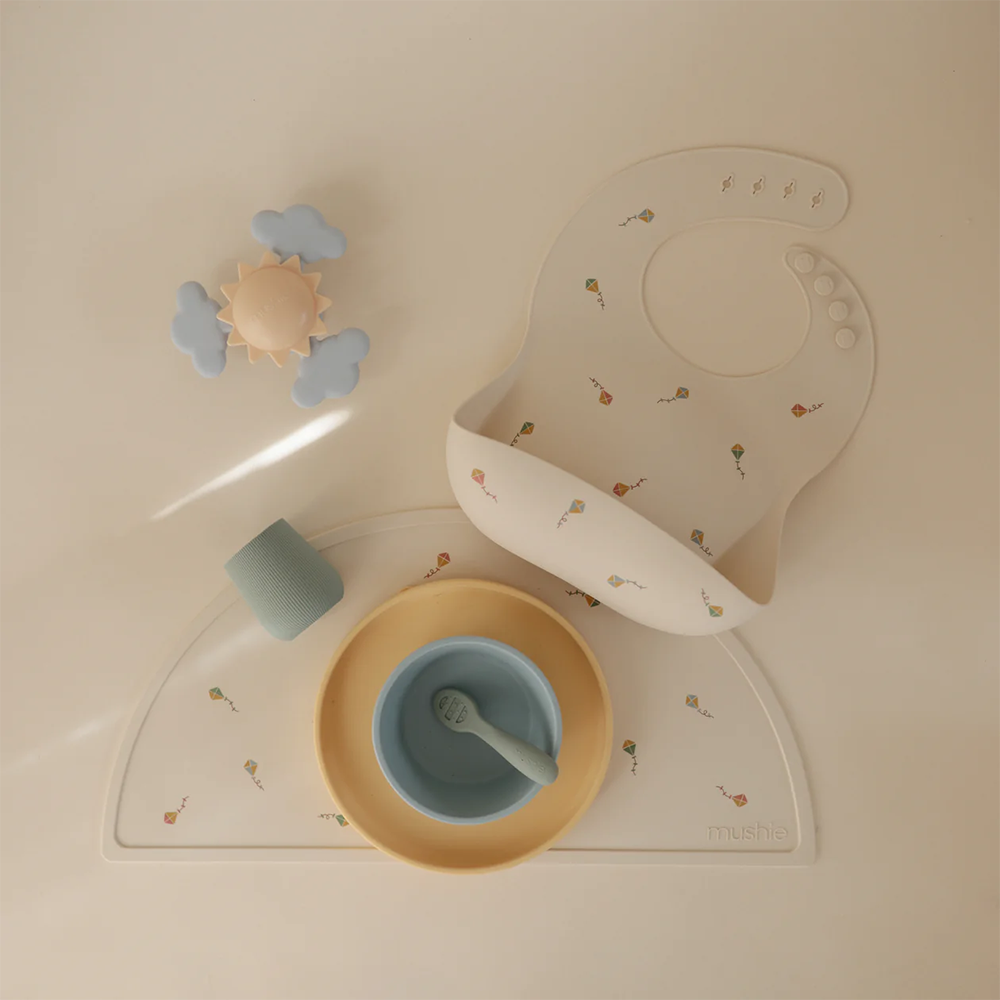 Mushie Silicone Baby Bib - Kites