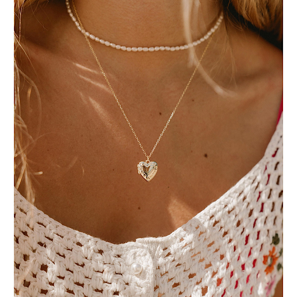 The Salty Gem Piece of My Heart Locket Necklace - Gold