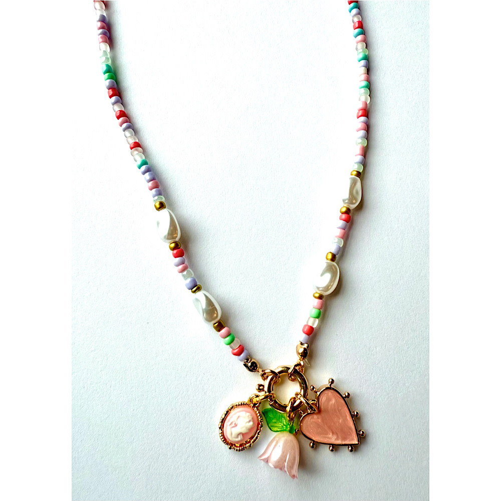Gunner & Lux Gunner & Lux Necklace - Beaded Pearl Floral Heart