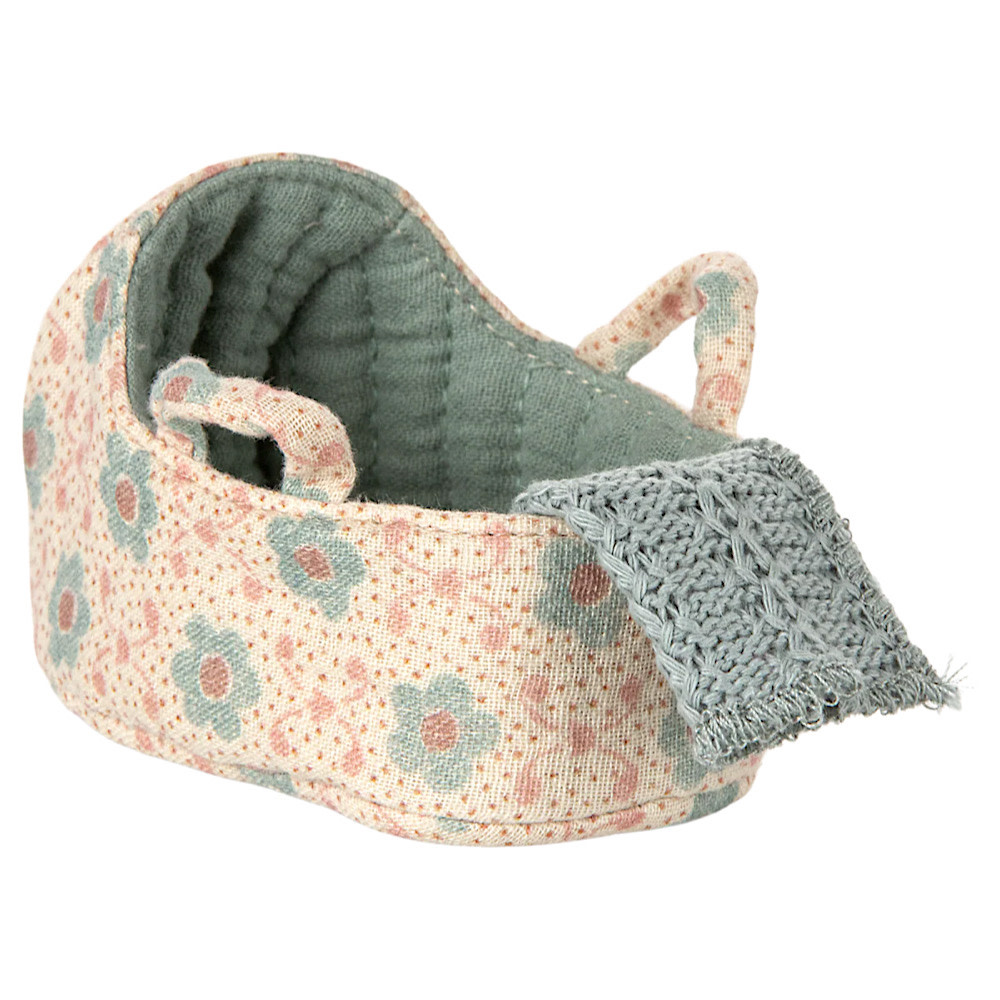 Maileg Maileg Carry Cot - Blue Flowers