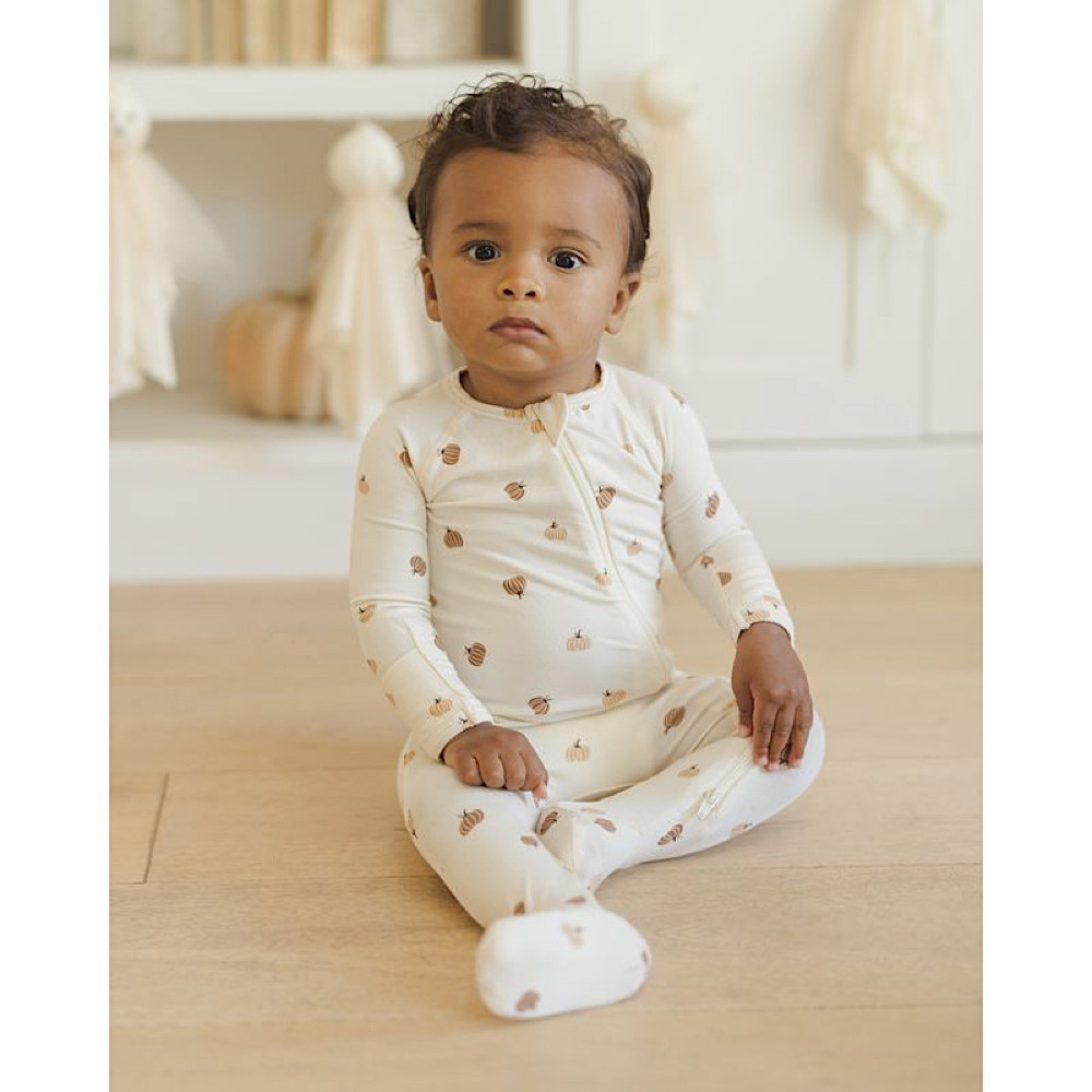 Quincy Mae Bamboo Zip Footie - Pumpkins