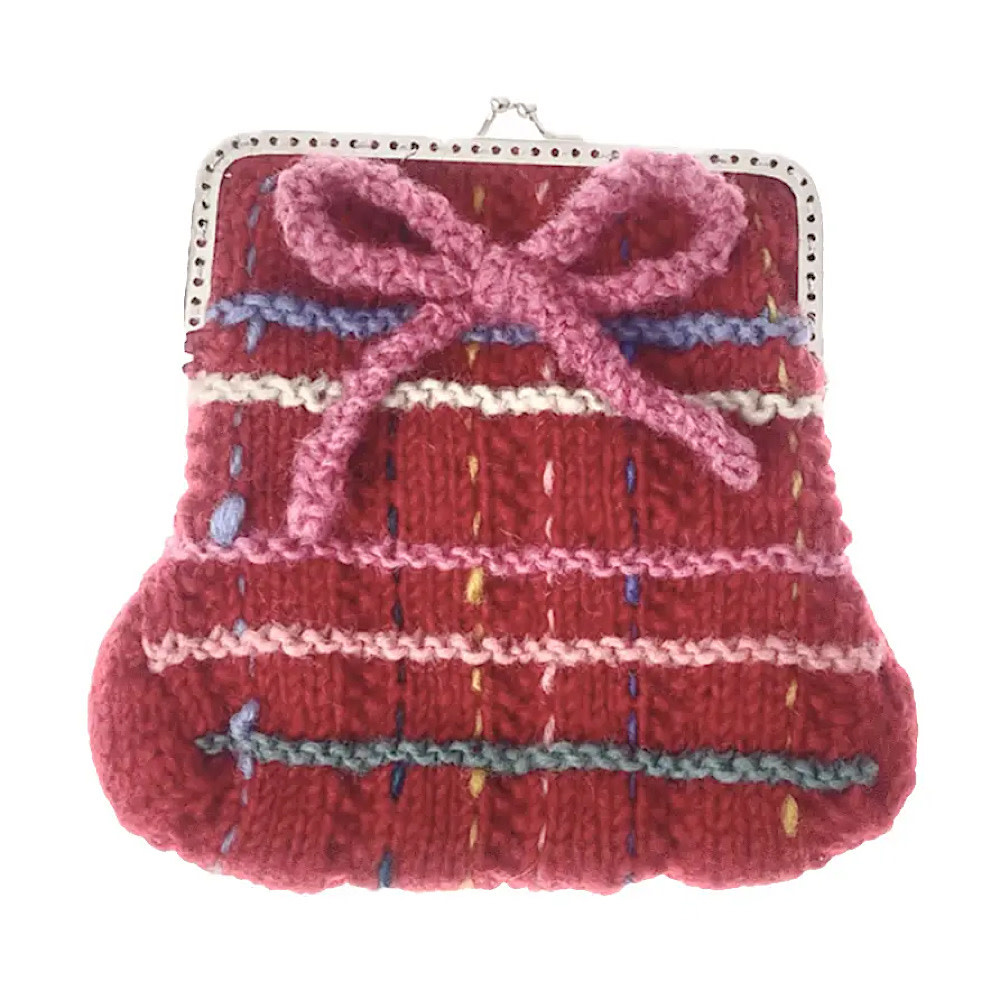 French Knot - Plaid Clasp Pouch - Red