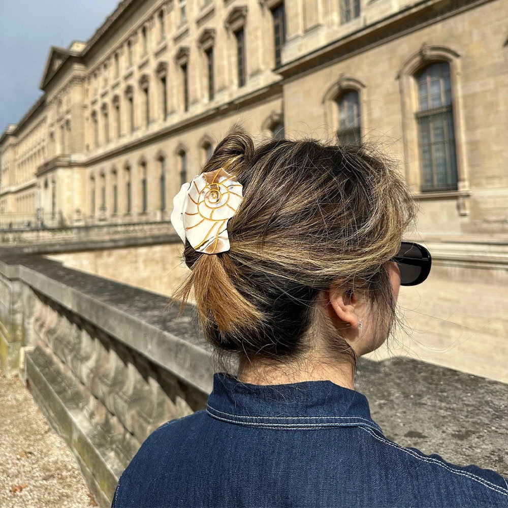 Sundial Shell Claw Hair Clip - Golden Sand