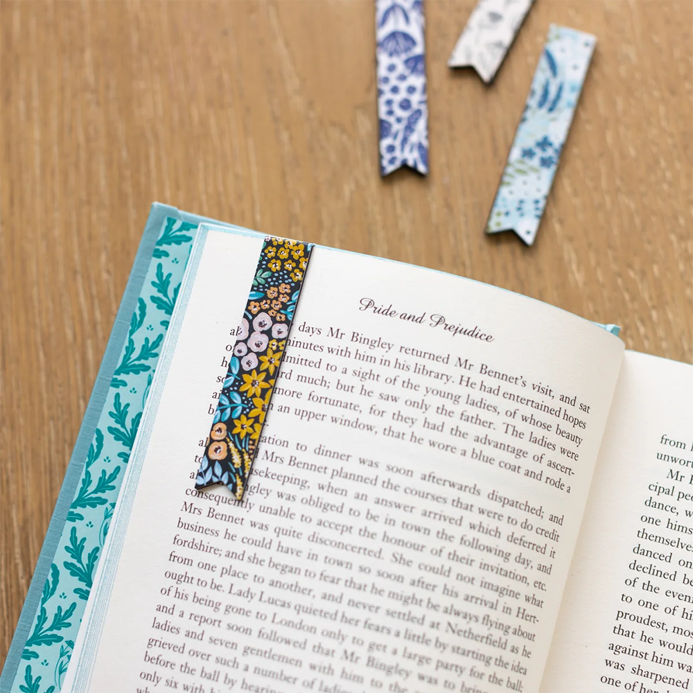 Elyse Breanne Design Magnetic Bookmarks - Set of 4 - Winter Tones