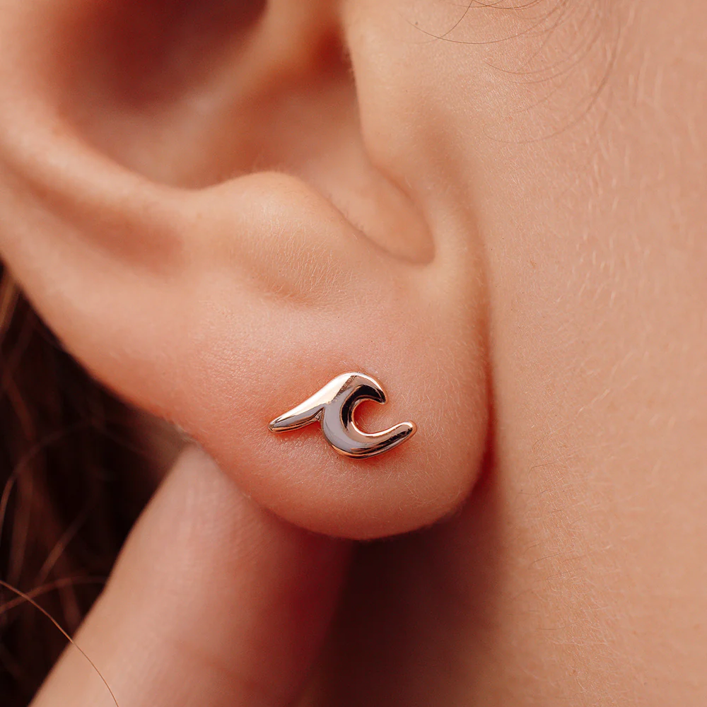 Pura Vida - Wave Stud Earrings - Silver