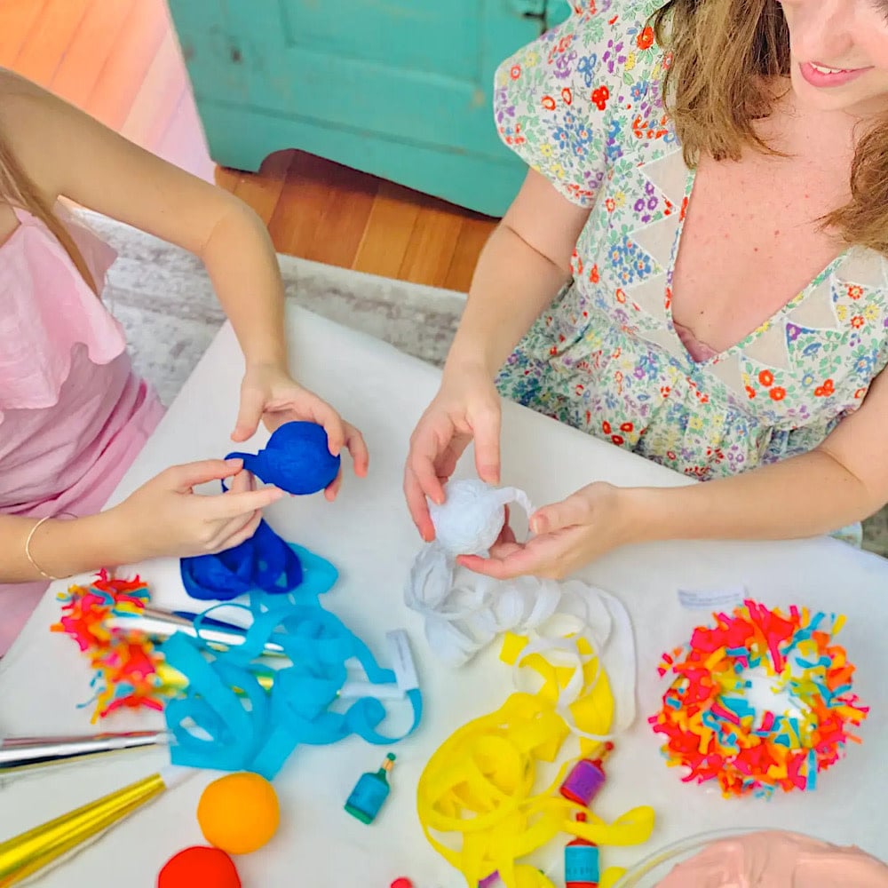 Tops Malibu - Mini Surprise Balls - Lump of Coal