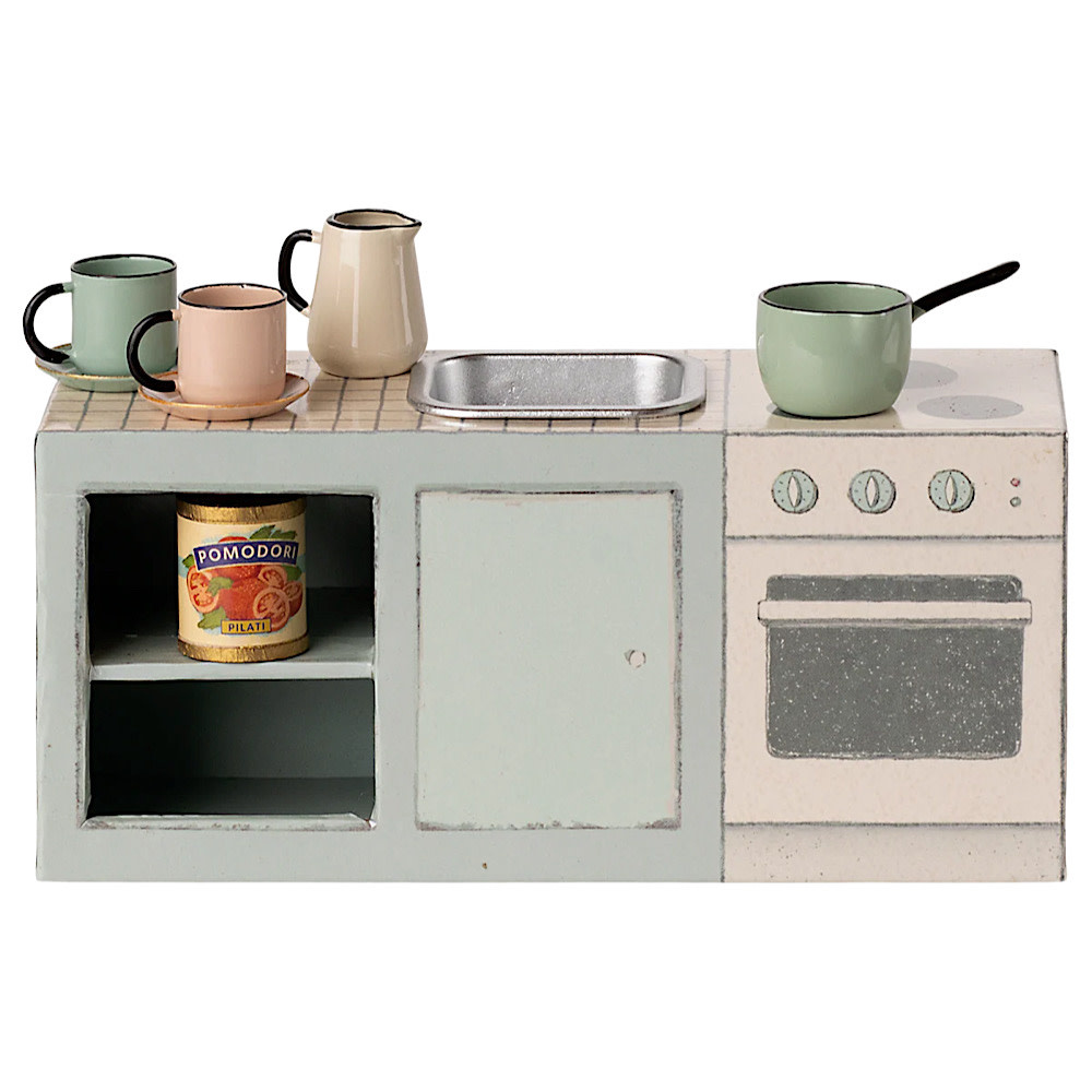 Maileg Maileg Kitchen Counter with Acessories